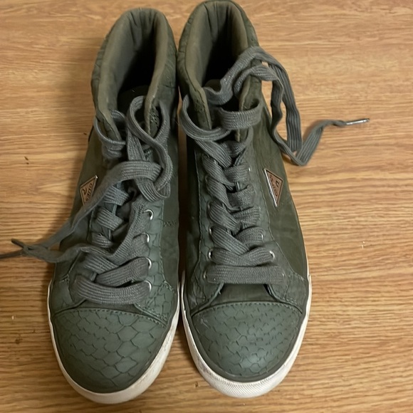 Guess shoes - Picture 3 of 7